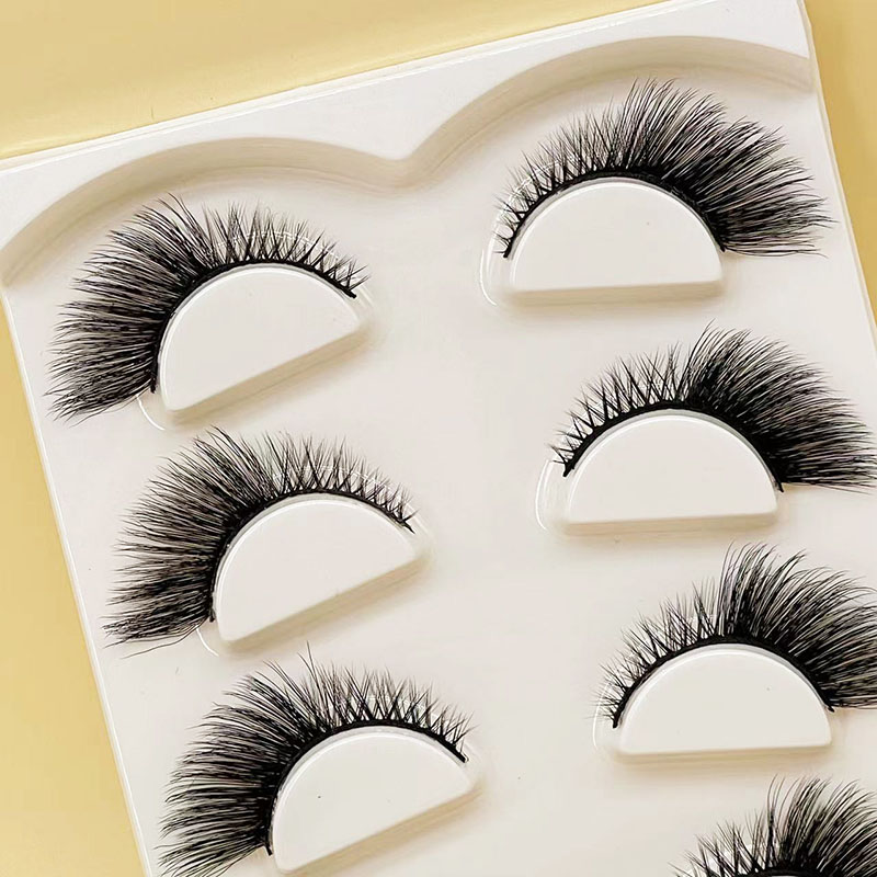 eyelashes-faux-3d-mink-lashes-cat-eye-lashes1-210520.jpg